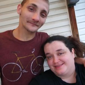 Meet your Posher, Dennis